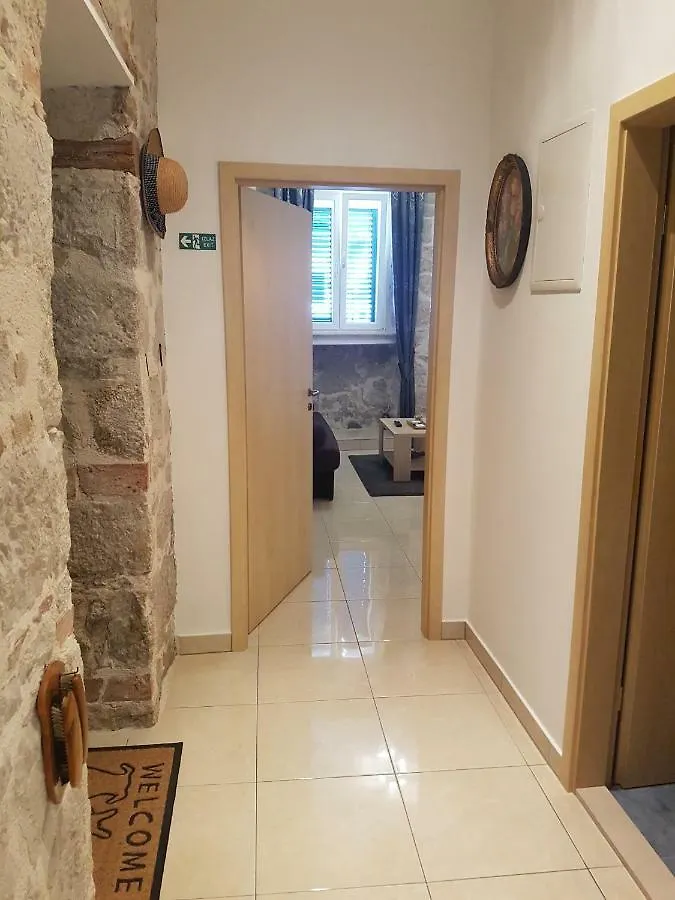 Split Luxury Suite 0*,